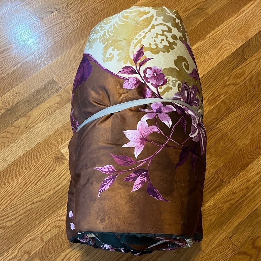 Anthropologie Velvet Orla Quilt Size Queen NWT - Picture 13 of 13